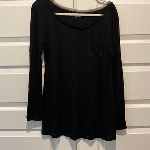 GAP long sleeve maternity top
